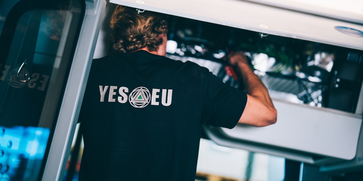 YES-EU ehf.