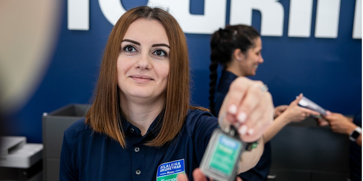 Höldur ehf. - Bílaleiga Akureyrar