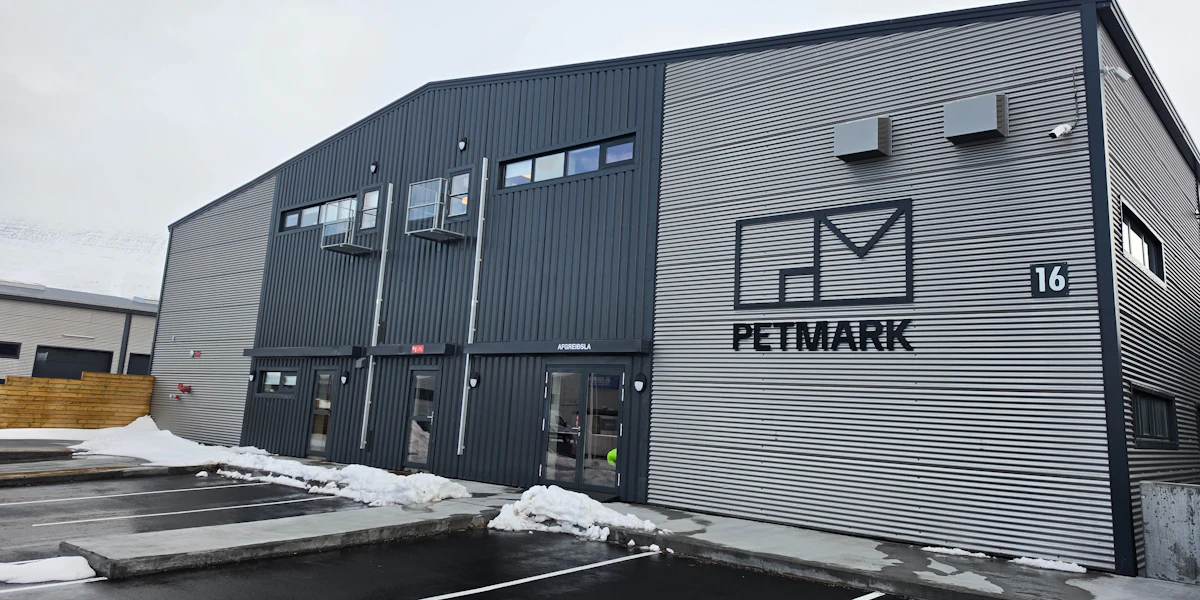 Petmark ehf