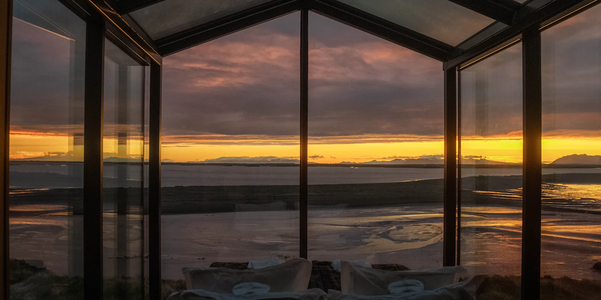 Panorama Glass Lodge