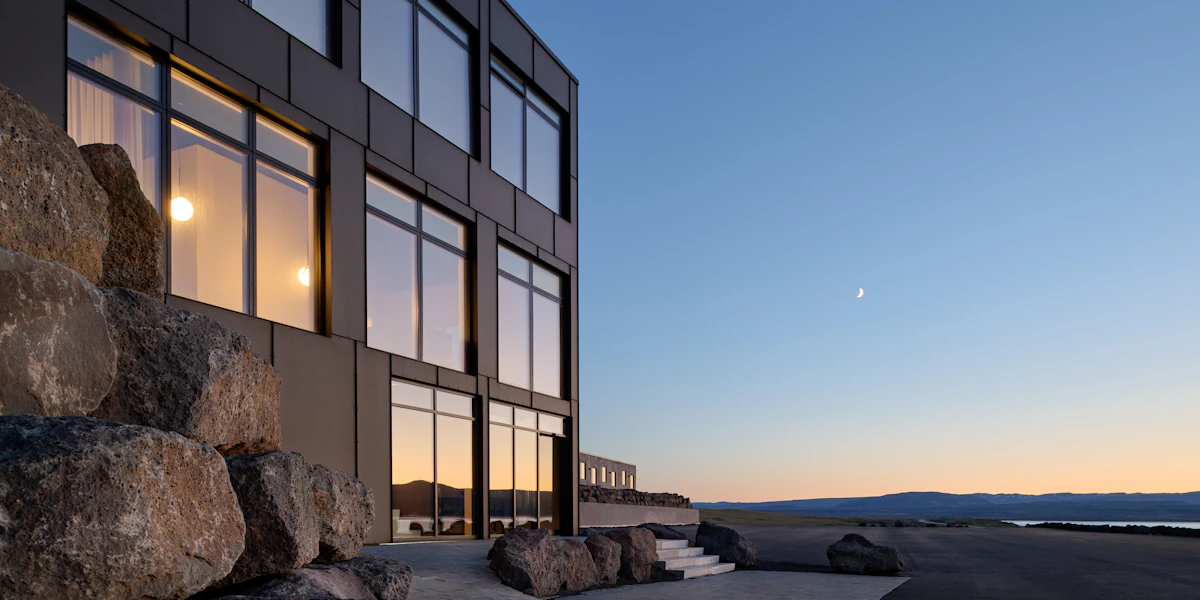 Black Sand Hotel